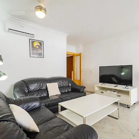 Appartement Cubo's De Lacroix & Pool Fuengirola