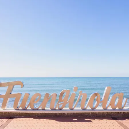 Cubo's De Lacroix & Pool Appartement Fuengirola