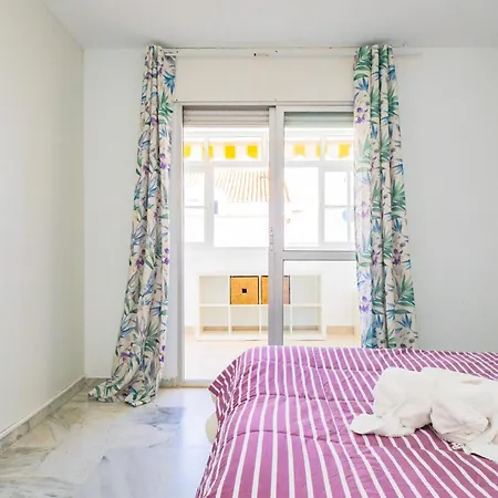 Cubo's De Lacroix & Pool Apartment *