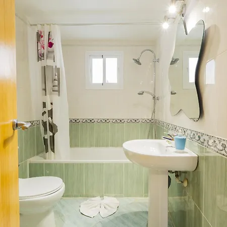 דירה Cubo's De Lacroix & Pool