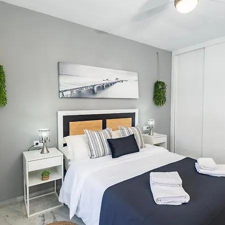 Cubo's De Lacroix & Pool * פואנגירולה