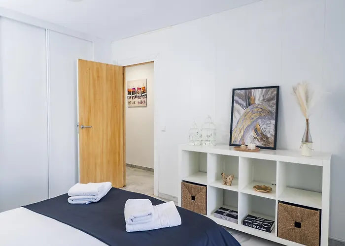 Cubo's De Lacroix & Pool Apartament Fuengirola