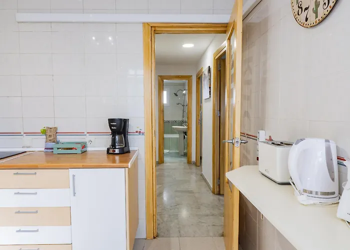 Cubo's De Lacroix & Pool * Fuengirola