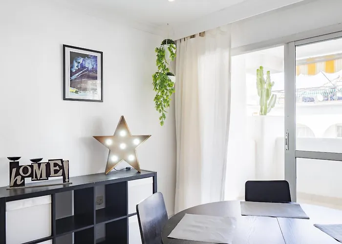 Apartament Cubo's De Lacroix & Pool *