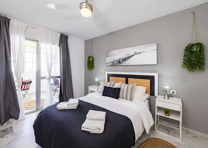 Cubo's De Lacroix & Pool Appartement