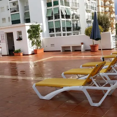 Cubo's De Lacroix & Pool * Фуенхірола