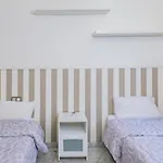 Cubo's De Lacroix & Pool Appartement Fuengirola