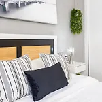 Cubo's De Lacroix & Pool Appartement Fuengirola